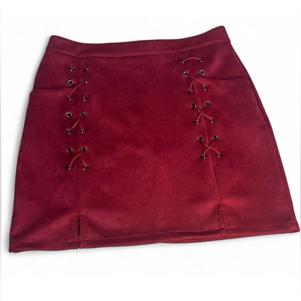 Stylish Red Lace-Up Skirt - Picture 2 of 10